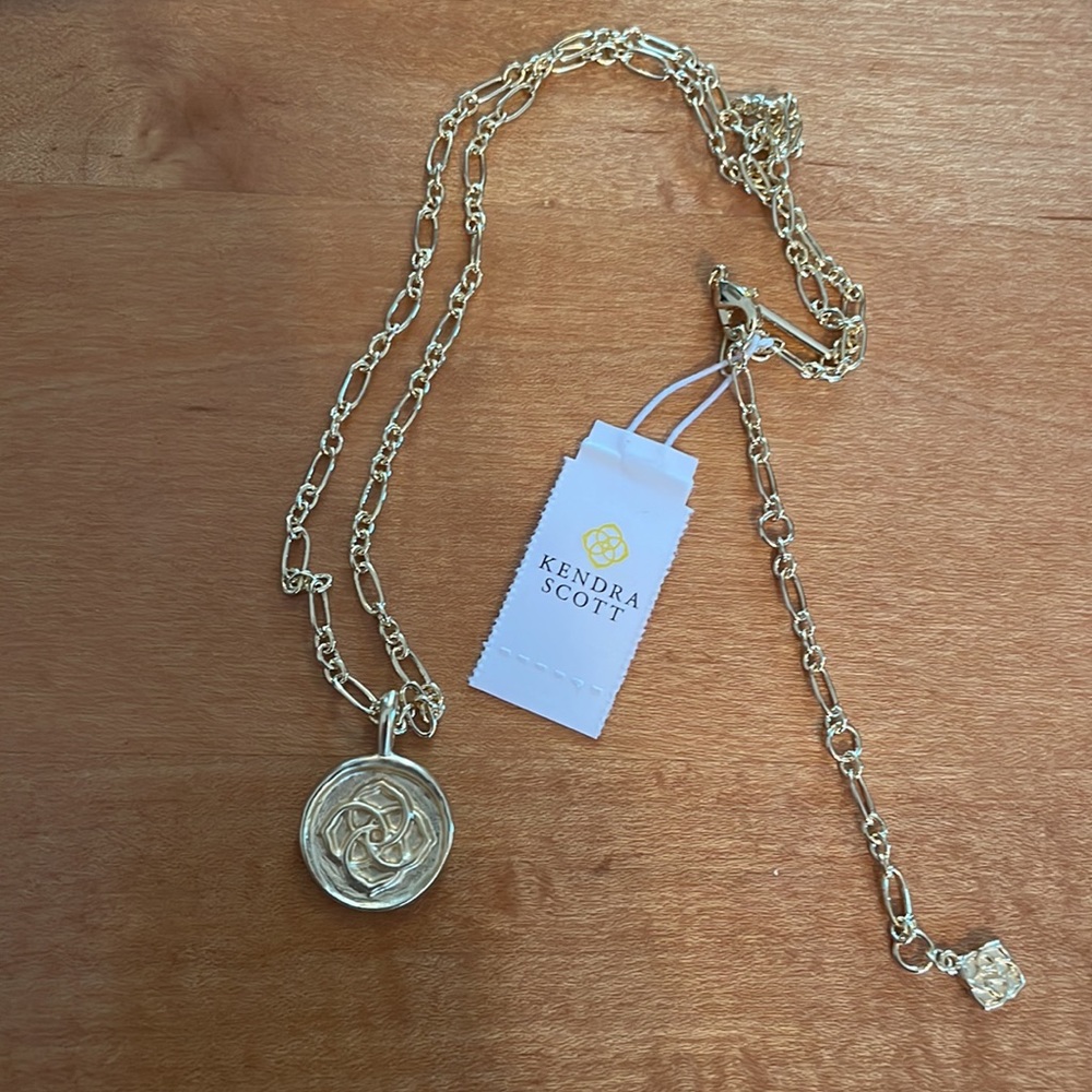 Kendra Scott Emblem Necklace